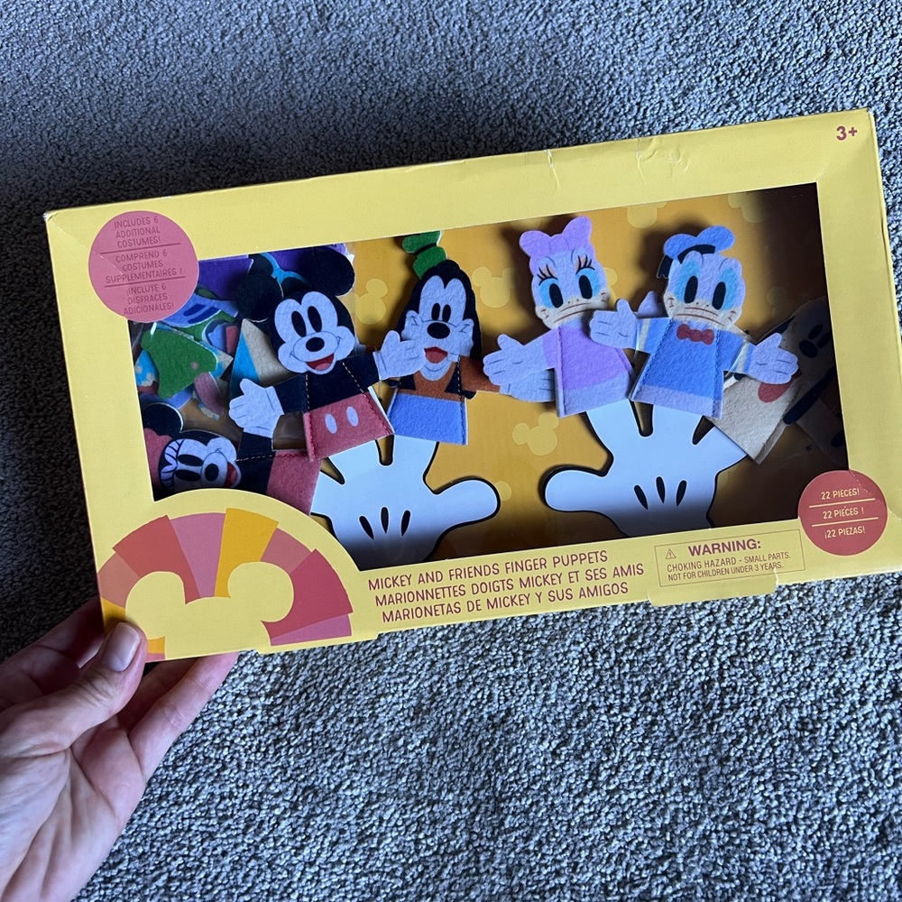 Disney Parks Mickey and Friends Finger Puppets 22 piece set